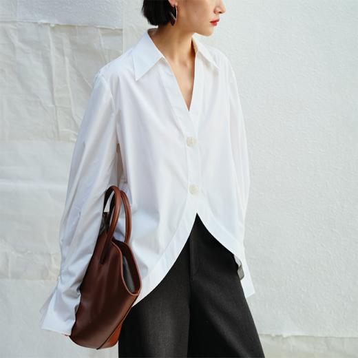 LIYIHAN直身弧形衬衫Y241C04201 商品图0