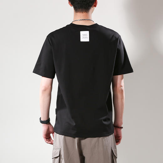 DRONKOO 2024 圆领胸前B印花短袖T恤 商品图4