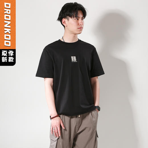 DRONKOO 2024 圆领胸前B印花短袖T恤 商品图0