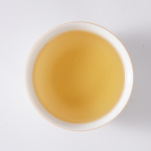 云中居五凰系列厚德冰岛普洱生茶饼357g 商品图3