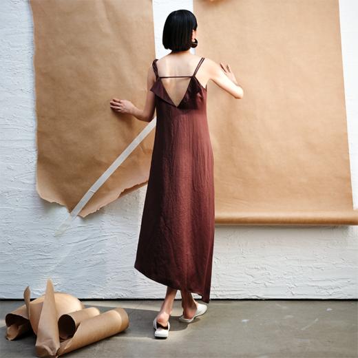 LIYIHAN醋酸吊带连衣裙Y241L03016 商品图3