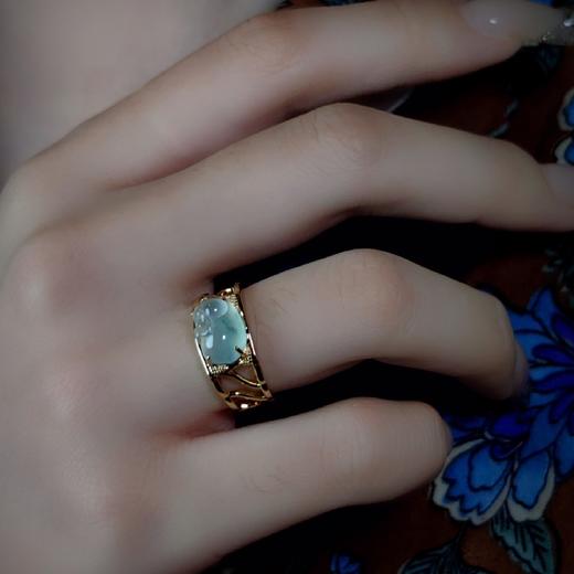 【无忧】18k高冰种翡翠小猪戒指 商品图7