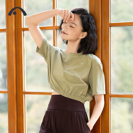 2024爱暇步春夏新品瑜伽运动健身跑步普拉提外穿短袖A24035CA 商品图3