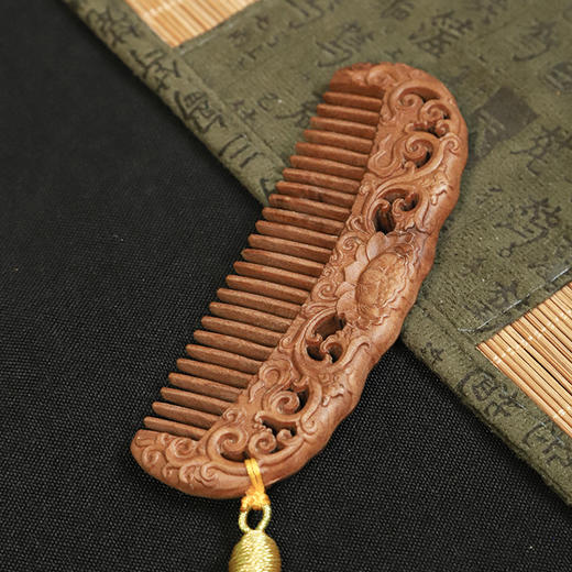 印度老山檀香雕刻梳木梳收藏品送礼女朋友老婆礼物 商品图1