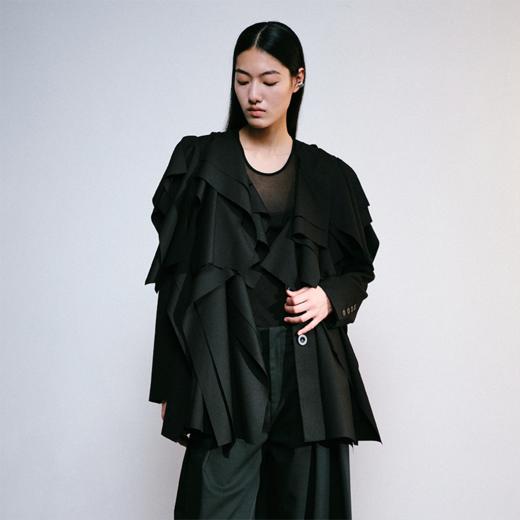 LIYIHAN艺术感书页西装外套 Y241T08590 商品图2
