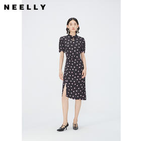 NEELLY纳俪商场同款立领盘扣短袖连衣裙女印花收腰褶皱开叉中长裙 N24042Y01053