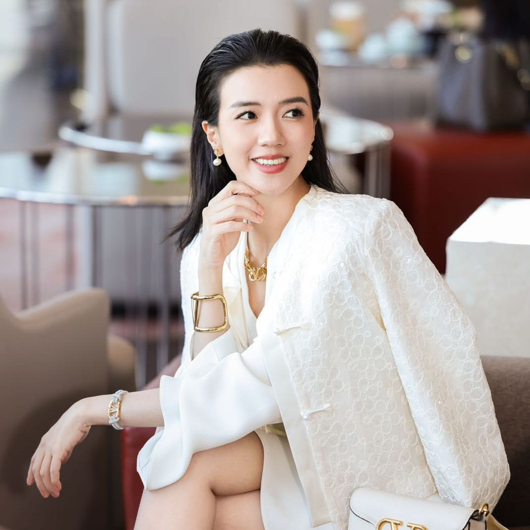 【破价】【参加华伦天奴活动同款】“白茶” 新中式印花盘扣外套9A11W030