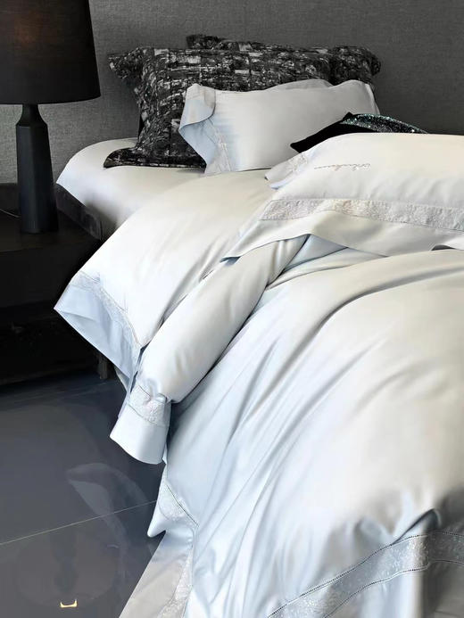 2024𝐍𝐄𝐖春夏新品·简约雅致镂空系列 甄选奥地利进口LF级兰精天丝四件套 商品图1