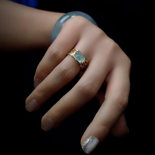 【无忧】18k高冰种翡翠小猪戒指 商品图14