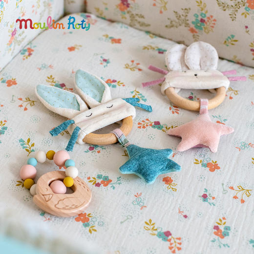 法国 Moulin Roty 木环手摇铃 小小舞蹈学院 天鹅/蓝兔/粉色小老鼠 商品图1