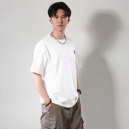 DRONKOO 2024 圆领左胸小猫刺绣后幅方形小猫印花短袖T恤 商品图1