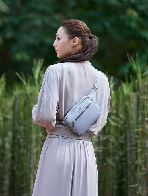 TUMI 斜挎包女  0196667HB-F .【刻字后发出的商品，不支持退换货服务】 商品图4