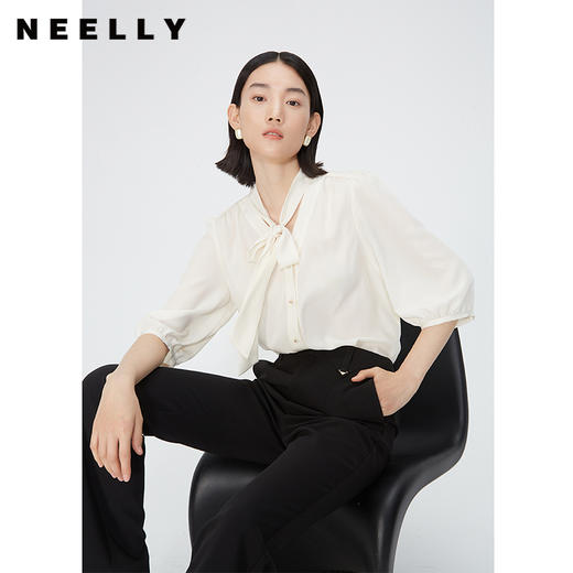 NEELLY纳俪商场同款优雅飘带领衬衫女通勤五分袖宽松别致雪纺上衣 N24041B01011 商品图1