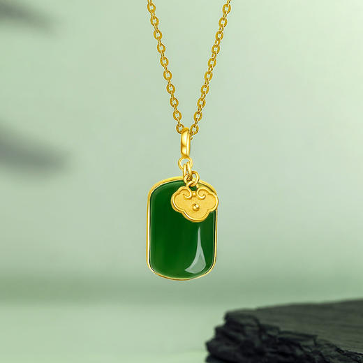 周六福和田玉吊坠女金镶玉黄金足金吉福无事牌玉坠挂件节日礼物 商品图2