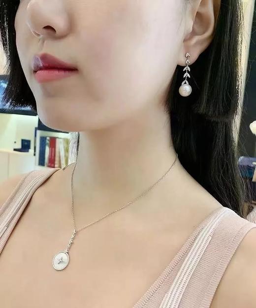 B032705不对称银镶晶钻花瓣耳环简洁兼气质并具 商品图5