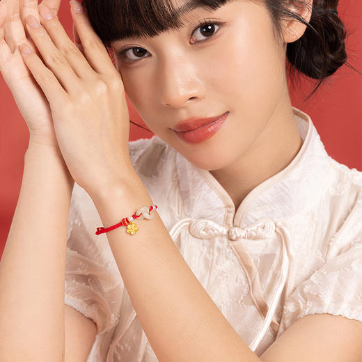 周六福和田玉手绳女款黄金玉石桃花扣手链手饰官方正品节日礼物 商品图3