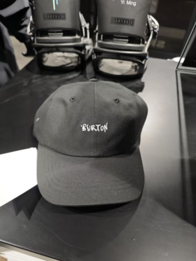 SS24 BURTON帽子U BOARD GRAPHIC CAP TRUE BLACK