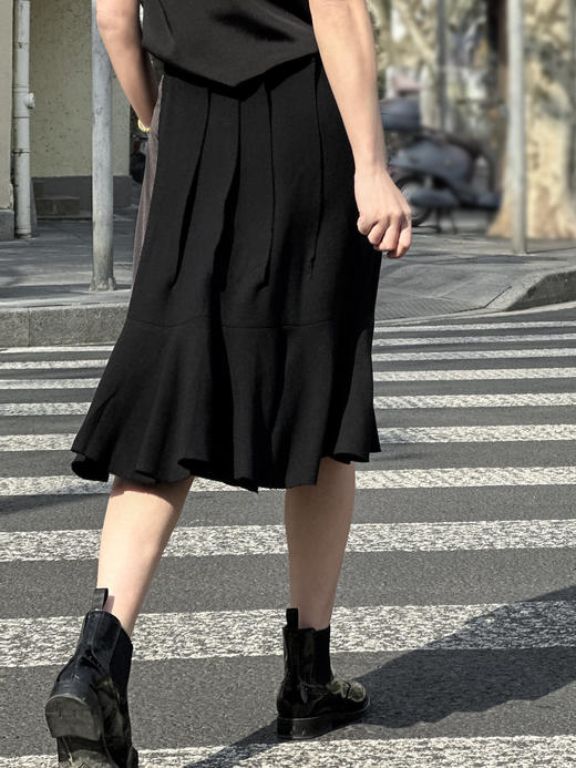 TYNVIE 打褶配布半腰裙-黑色 商品图6