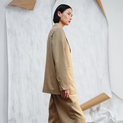 LIYIHAN双层领直身西装Y242T02971 商品图4