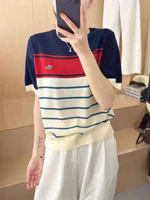 女鳄鱼标上衣98033 商品图0