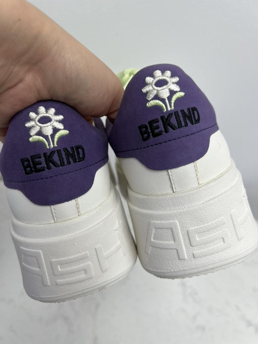 ash专柜正品 如jia白送 BEKIND 花朵刺绣 内外全皮超轻IP厚底小白鞋 商品图7