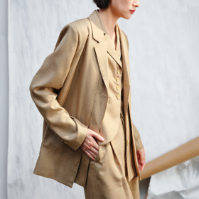 LIYIHAN双层领直身西装Y242T02971