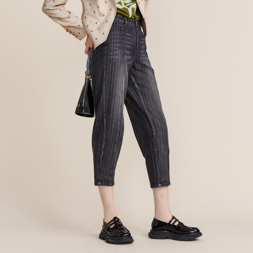 MIIDII谜底2022春款简约休闲渐变洗水宽松纯棉牛仔裤女221MK0009 商品图1