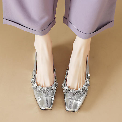 【预售5天】文艺复古风，头层鳗鱼纹羊皮低跟后空凉鞋QQJ&1173F 商品图6