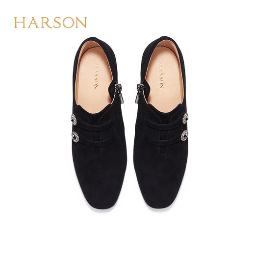 【自营】哈森 复古风粗跟深口单鞋女圆头裸靴 HL227901 商品图1