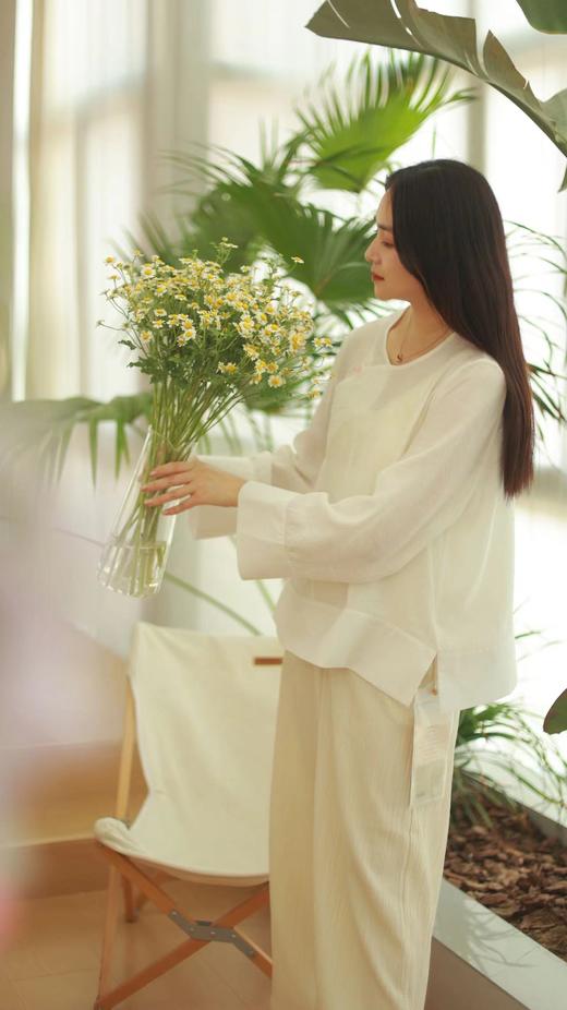 【抖音专属】圆领小衫（24708267-山矾） 商品图3