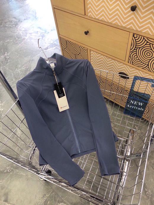 点此购买 lulu露露女士修身运动拉链外套上衣 LL283851 商品图10