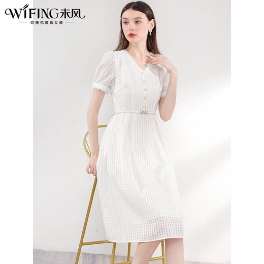 未风白色简约连衣裙女夏2024夏季新款女装法式气质收腰泡泡袖裙子 商品图2