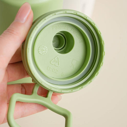 成人便携户外健身运动水杯750ml 商品图8