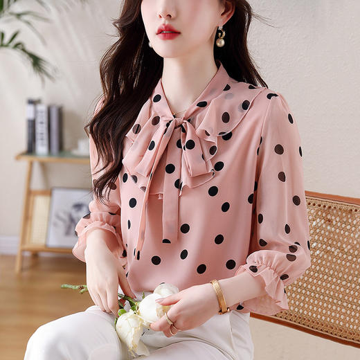 KQLE216N8010 2024春季新款蝴蝶结系带洋气显瘦百搭花色上衣七分袖衬衫 商品图0