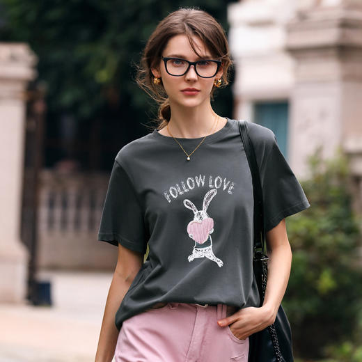 OLrain欧芮儿灰色T恤女春季2024年新款简约百搭宽松印花短袖上衣 商品图1