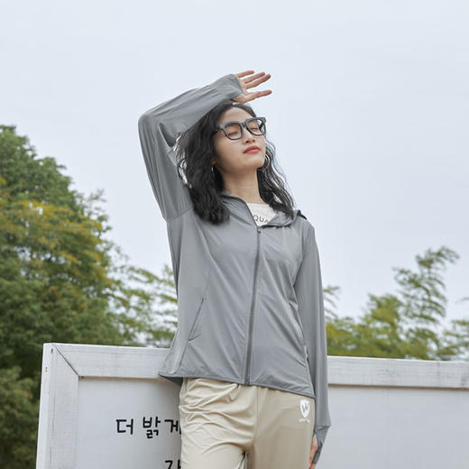 多喜爱 户外系连帽防晒衣-可拆帽檐（灰/白/绿）cs 商品图1