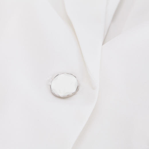 RF1A1新款职场OL气质通勤女士西装收腰小垫肩袖口插片镶钻外套 商品图4