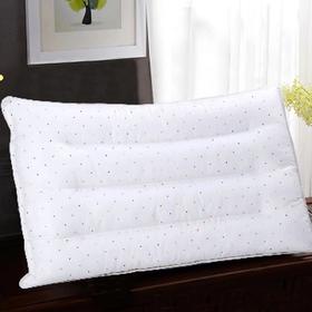 南5楼圣布凡点点爱心羽丝绒枕