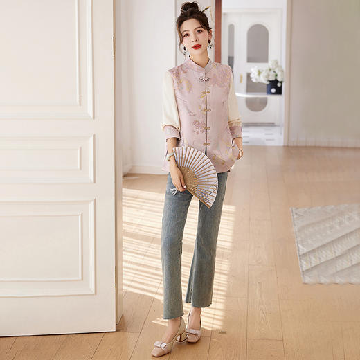 春上新气质时尚轻奢新中式风遮肉显瘦提花马甲小衫两件套HR-WY62359 商品图3