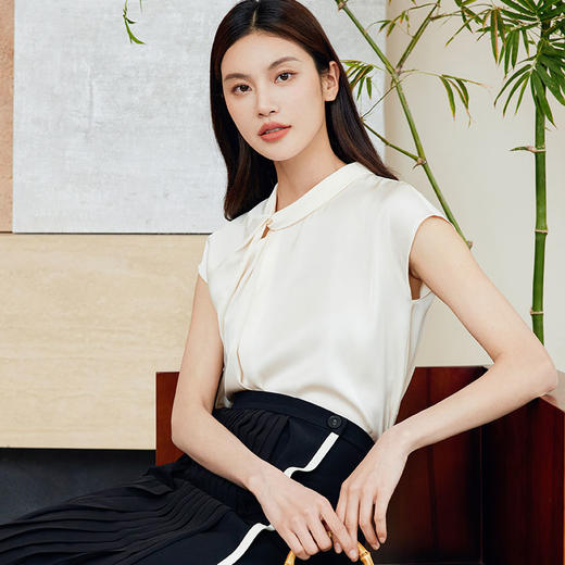玳莎设计感扭结领真丝小衫女2024夏季新款轻薄透气桑蚕丝小众上衣  EB31103 商品图2