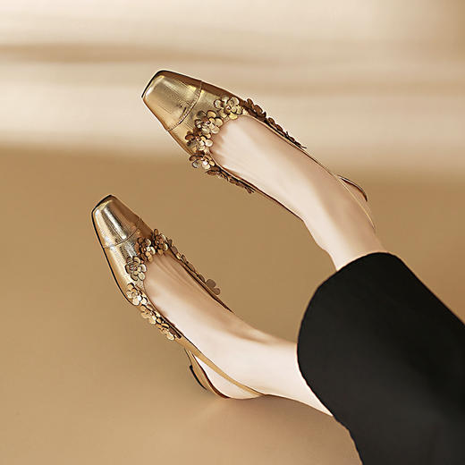 【预售5天】文艺复古风，头层鳗鱼纹羊皮低跟后空凉鞋QQJ&1173F 商品图5