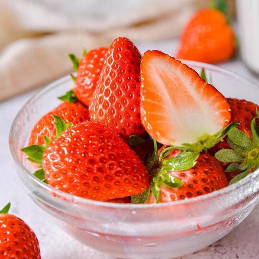 放心草莓礼盒1kg 商品图3