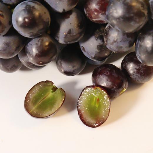 智利进口玫瑰香无籽黑提2斤装 商品图3