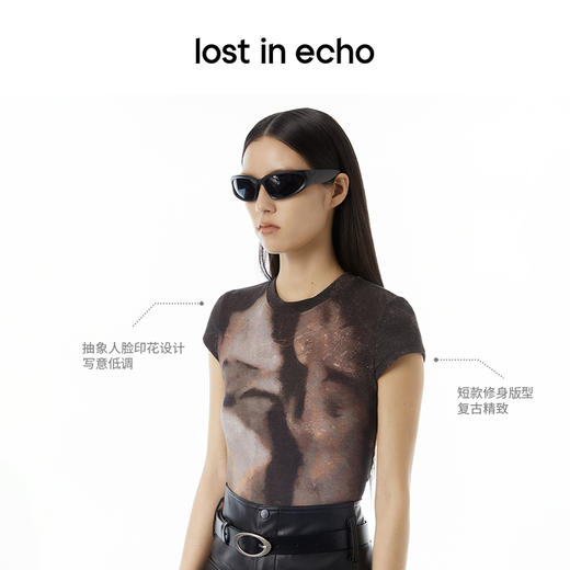 lost in echo设计师品牌Aliz系列弹力舒适抽象印花修身短款T恤女 商品图1