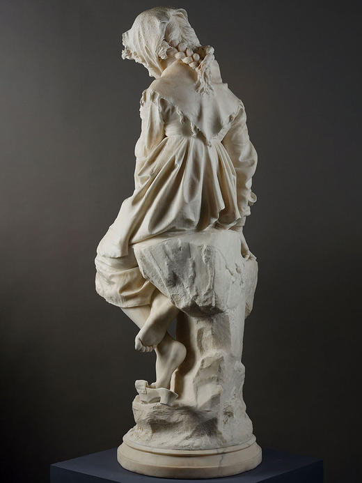 独角鹿西洋古董1881年代意大利雕塑大师Enrico Butti签名创作《沉思的少女》大理石雕塑 商品图1