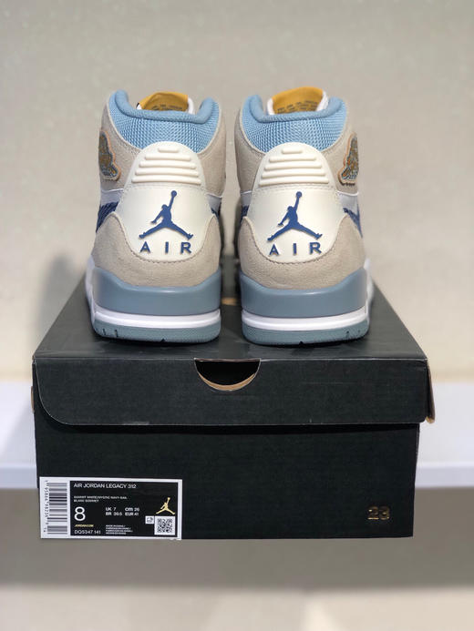 夏日特惠💰420 Air Jordan Legacy 312 头层皮打造市面高工艺有着交错结合的设计 商品图6