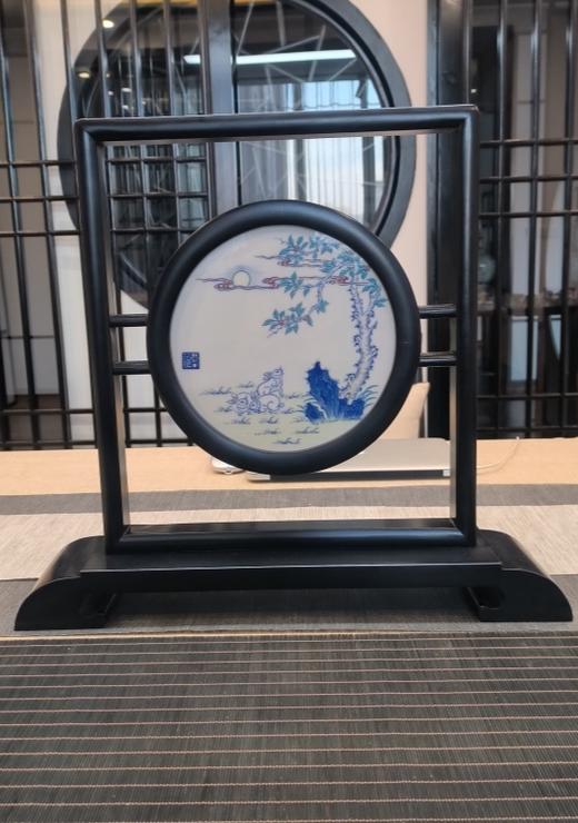 青花斗彩玉兔望月插屏 商品图0