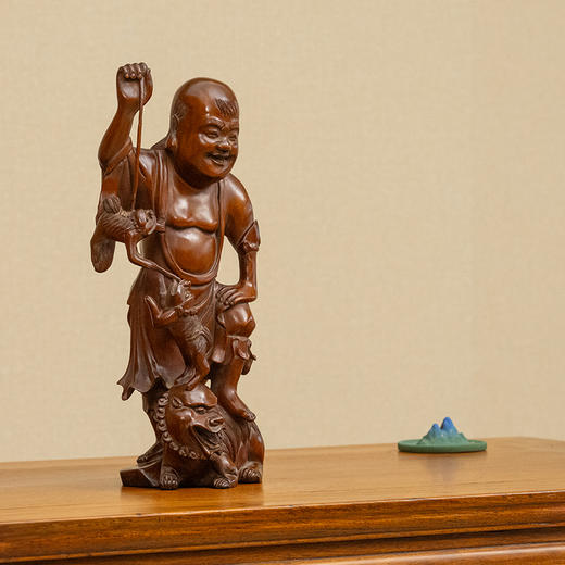 清 黄杨木雕戏狮罗汉 商品图4