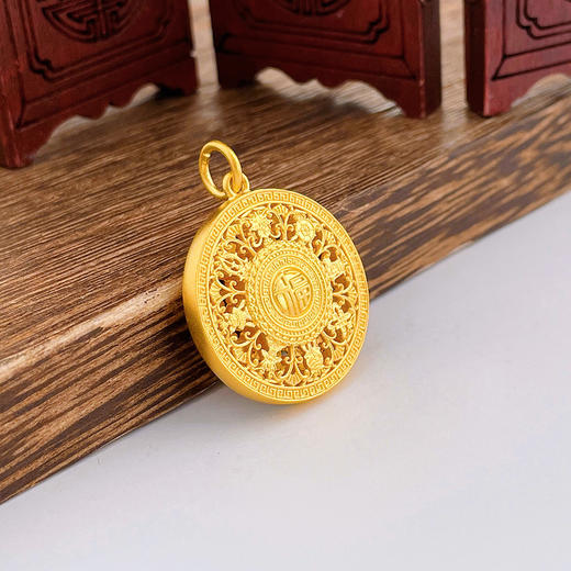 【限时克减128元】足金999.9 #八宝罗盘 #小红书 古法镂空八宝罗盘吊坠（面宽约23.8mm）(ANWZGFDZ00225-4)（预售产品下单后不退款不退货不换货不补差价） 商品图2