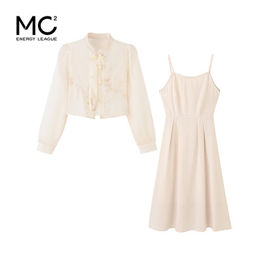 女装企领国风绣花盘扣款长袖小衫+长款吊带长裙S4212316 商品图0